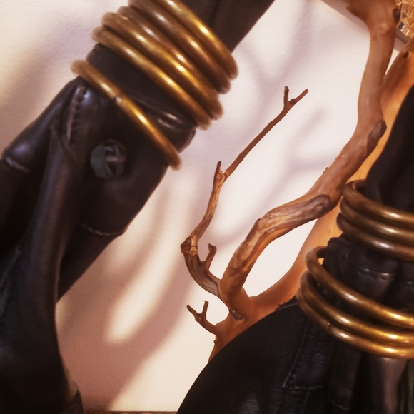 LIVE on SUNSET Blk. Linen/ Leather XL HoBo w/ Studs Bag-NEW - Picture 7 of 13